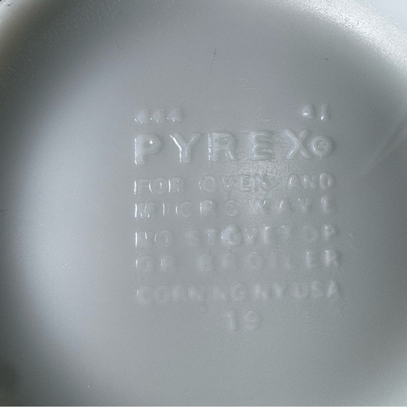 Pyrex Midcentury Woodland Brown Mixing Serving Bowls - Picture 10 of 13